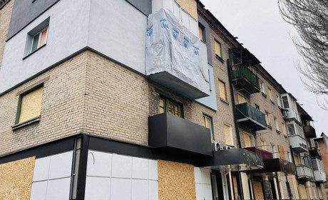 Покровськ оговтується після обстрілу 13 жовтня. Будинки готові до сезону дощів, а люди до переїзду