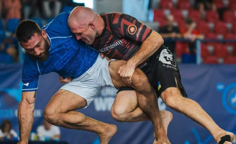 Фастівчанин Максим Петренко став переможцем Чемпіонату світу з греплінгу