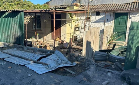 Окупанти чотири рази били по Нікополю вдень: є постраждалий та руйнування