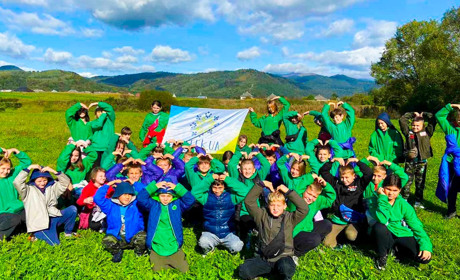 Новини воєнного часу. Старокостянтинівщина. «Гаряча» телефонна лінія, пожежа, семінар, відпочинок