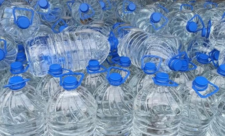 20 жовтня у Торецьку безоплатно видаватимуть бутильовану воду