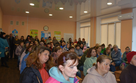 Профілізація старшої школи, гімназії, ліцеї: як сприймають реформу освіти батьки Деньгів