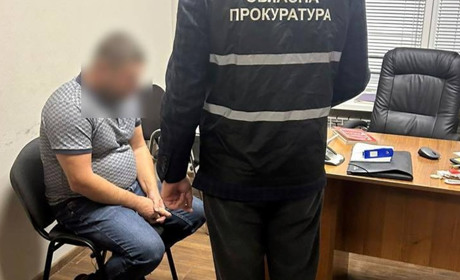 На Одещині перевізник оформляв ухилянтів водіями міжнародних рейсів: за цією схемою виїхало 18 осіб