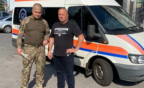 Підприємець з Калинівки придбав автомобіля швидкої допомоги для підрозділу Нацгвардії