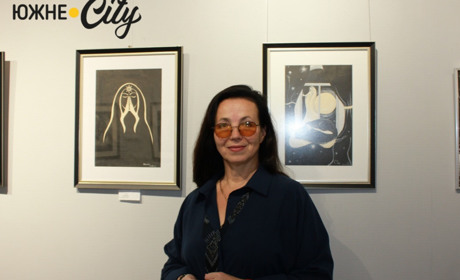 В южненській галереї представили картини місцевої художниці (ФОТО)