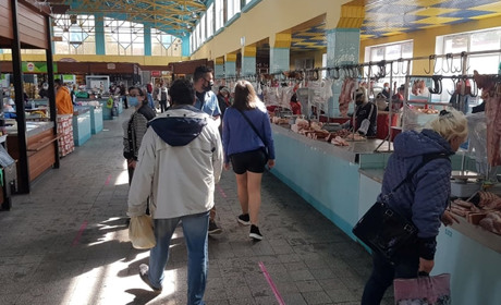 У Генічеському районі суттєво відчутний дефіцит харчів та товарів найпершої необхідності