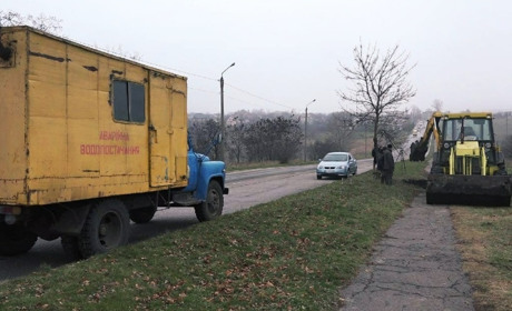 "Лозоваводосервіс" просить жителів запастися водою. За якими адресами відключать водопостачання