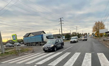 ДТП: у Старокостянтинові легковик на «зебрі» збив жінку