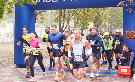 “Було складно. Багато спусків та підйомів”. Микола Дерев’янчук про трейл “Модрівські скелі”