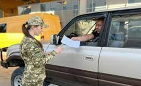 У ВР з’явився законопроєкт, який передбачає випуск чоловіків за кордон