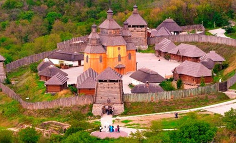 Співробітники "Хортиці" знайшли 2000 експонатів після падіння рівня води у Дніпрі