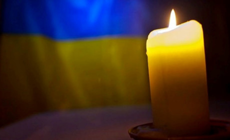 Втрачаємо кращих: у Старокостянтинові попрощаються із Героєм російсько-української війни