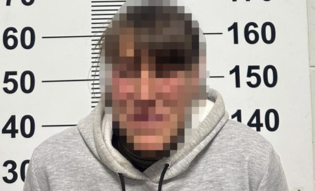 На Старокостянтинівщині жінка завдала ножового поранення співмешканцю