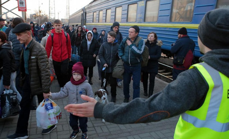 “Моя історія переміщення”: в Торецьку збирають історії евакуації мешканців громади