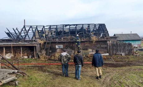 У селі Прибинь на Корюківщині загорівся добротний сарай. Чи вдалося врятувати господарчу будівлю