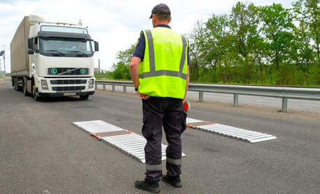 На Чернігівщині борються з перевантаженим транспортом: як карають порушників