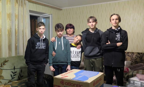 «Фундація Олени Зеленської» передала допомогу дитячому будинку сімейного типу із Жовтих Вод