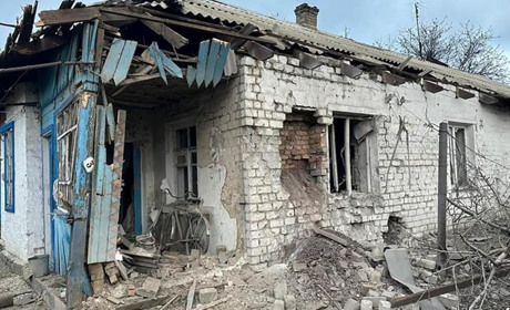 Обстріли на Донеччині: ворог поранив двох людей. В Торецькій громаді пошкоджено два будинки