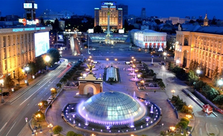 У Києві відкриють ще один гуманітарний хаб для ВПО з Луганщині. Анкета на отримання допомоги