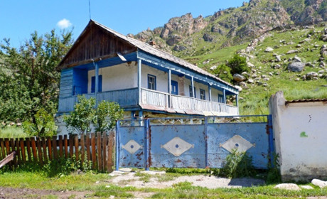 Чергова пропагандистська обіцянка. В окупованому Старобільську збудують багатоповерхівку