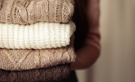 У Нікополі працює «Банк одягу»: куди віддати речі або взяти, в разі потреби