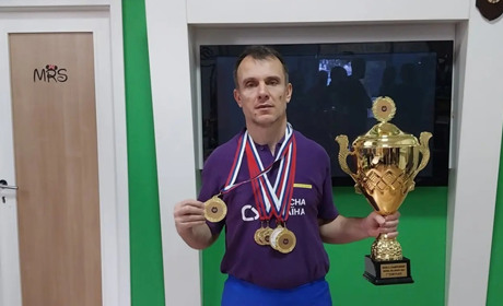 Волноваський гирьовик установив новий світовий рекорд. Фото