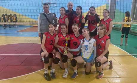 Первомайські волейболістки стали чемпіонками області! Гарний підсумок сезону