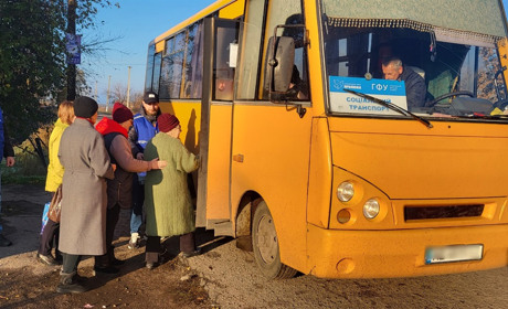 На Нікопольщині відкрили соціальний автобусний маршрут від благодійників: подробиці