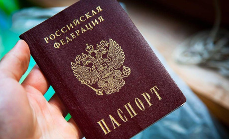 Російська влада закликає мелітопольців змінювати українські прізвища на російські
