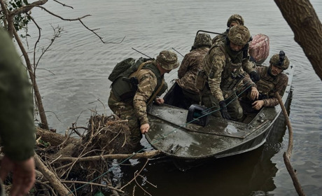 Президент Зеленський оприлюднив фото ЗСУ з лівого берега Херсонщини
