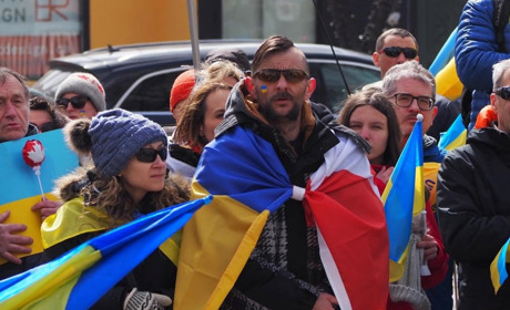Українці масово виїжджають з Канади: причини?