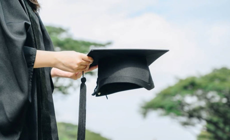 Відміна заочної форми навчання у вишах: Міносвіти пропонує "індивідуальні траєкторії"