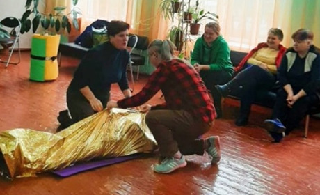 Тренінг з домедичної допомоги в умовах воєнного стану відбувся у Стольному