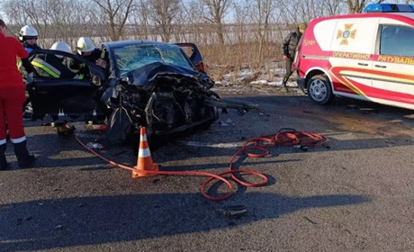 У Запорізькому районі сталася ДТП, внаслідок якої загинули дві людини