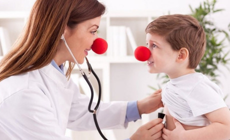 Медична допомога дітям-переселенцям з Луганщини. Як потрапити на прийом до педіатра