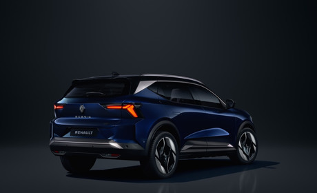 Від онлайн-екрана до автосалону: віртуальне турне сайтом Renault