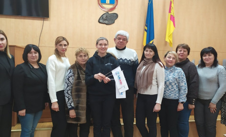 ГО “Чистий аркуш” розповідала в Долинській про програми підтримки людей, що постраждали від війни
