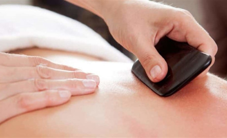 Масаж Гуаша спини: давня практика для здоров'я та розслаблення