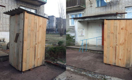 В Торецькій громаді встановлюють вуличні вбиральні на каналізаційних колекторах