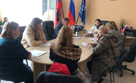 “Всіх причетних буде покарано” - 4 працівників Волноваської РДА підозрюють у державній зраді