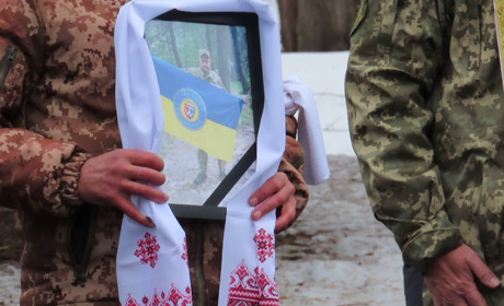 В останню путь провели бійця 58 ОМПБр Олександра Горбатюка (ВІДЕО)