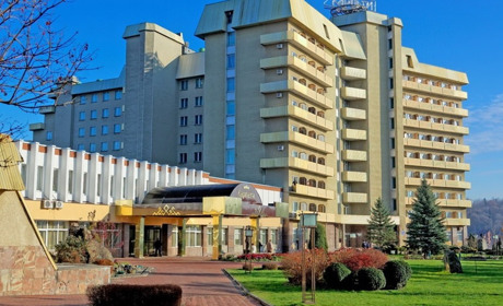 Санаторій "Карпати" Трускавець
