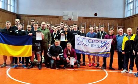 СПОРТИВНИЙ-ПАТРІОТИЧНИЙ ЗАХІД СЕРЕД МОЛОДІ МІСТА НІЖИНА З НАГОДИ ДНЯ ЗБРОЙНИХ СИЛ УКРАЇНИ