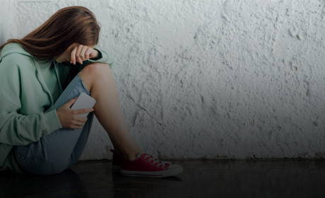 Чому підлітки вчиняють самогубство? Як батькам помітити суїцидальні наміри у дитини