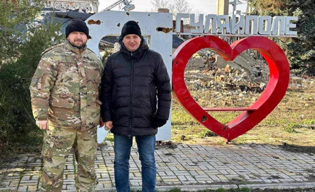 Мер Івано-Франківська привіз допомогу у Гуляйполе та опублікував фото руйнувань міста