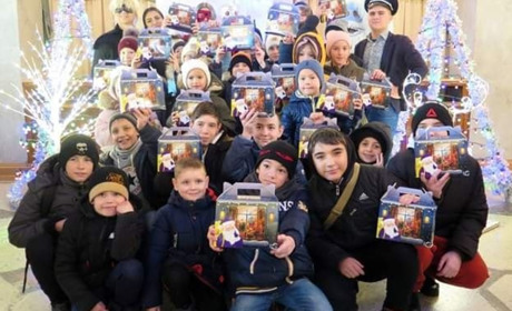 Як жовтоводських дітей вітали з Днем святого Миколая: фото