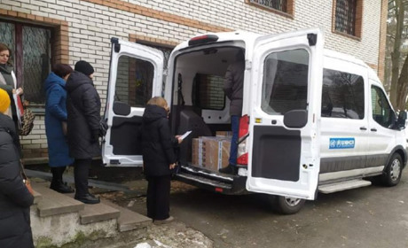 Школярі Луганщини отримають ще 169 ноутбуків. Хто надав гаджети для навчання в онлайн-режимі