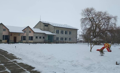 Відкрили ще один шелтер для переселенців з Луганщини. Кого приймають на поселення