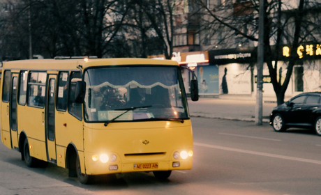 Перевізникам Нікополя затвердили компенсацію за пільговий проїзд у грудні: деталі документу