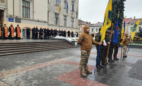 У Дрогобичі попрощалися з бійцем «Азову» Андрієм Славичем